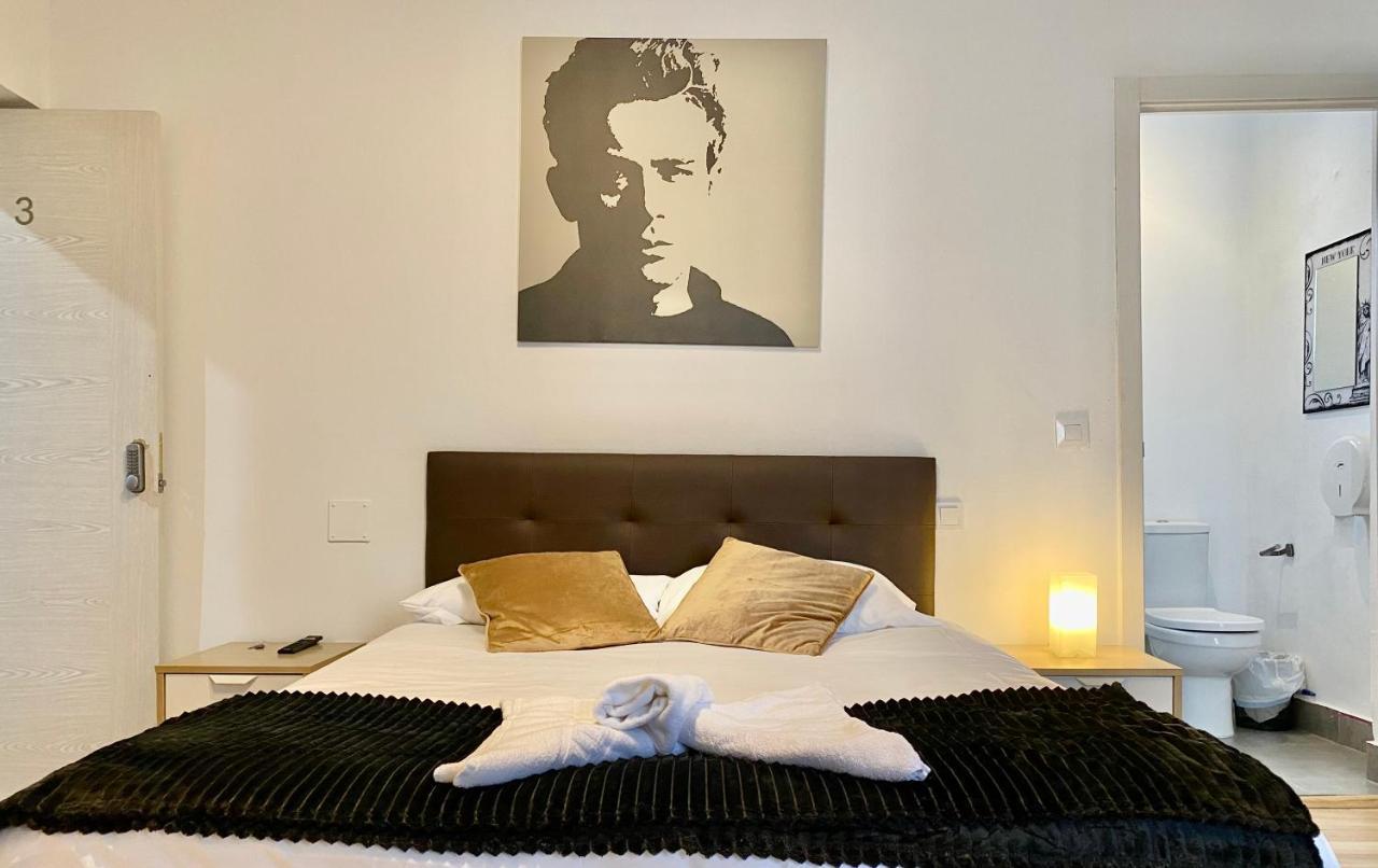 Gran Via Sol Rooms Madrid Esterno foto